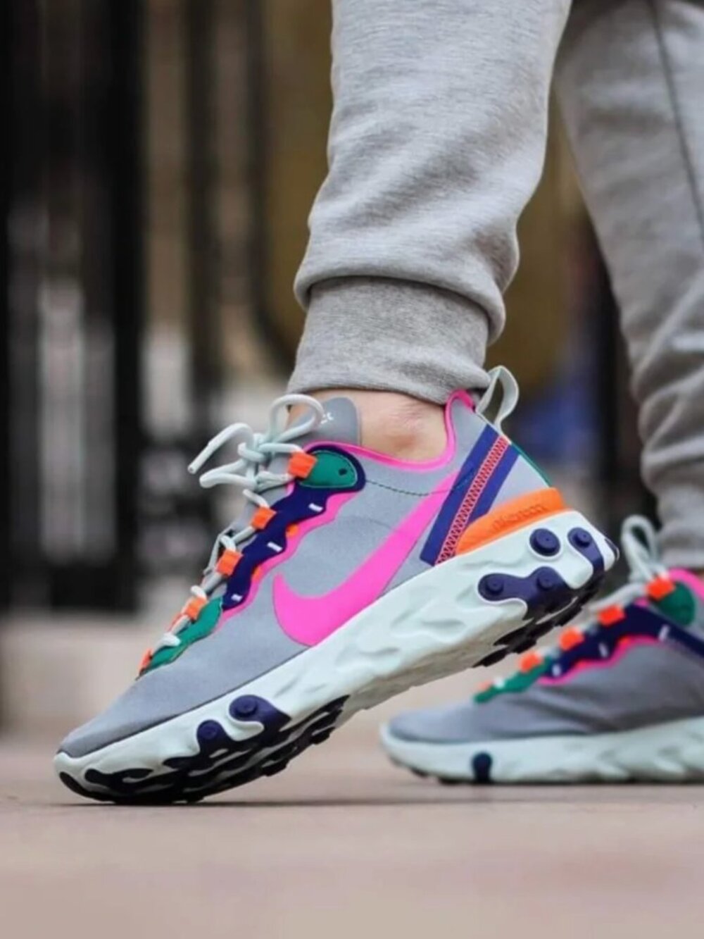 Nike React Element 55 Wolf Grey Fuchsia Women Sneakers Size 6.5